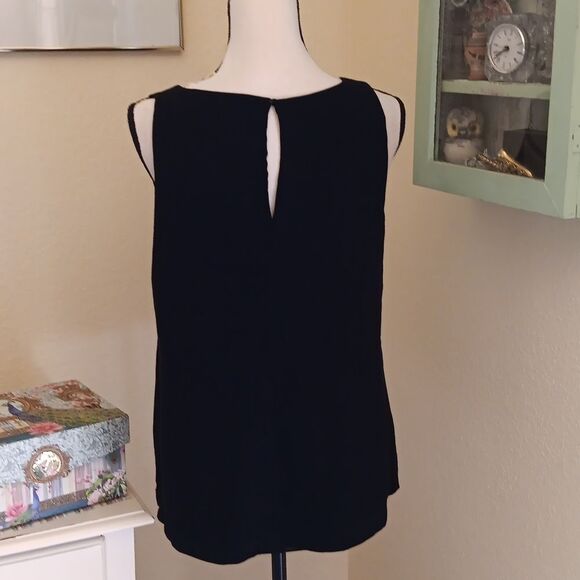 Club Monaco Black Sleeveless Top with Lace Bra for Underneath - Picture 4 of 13